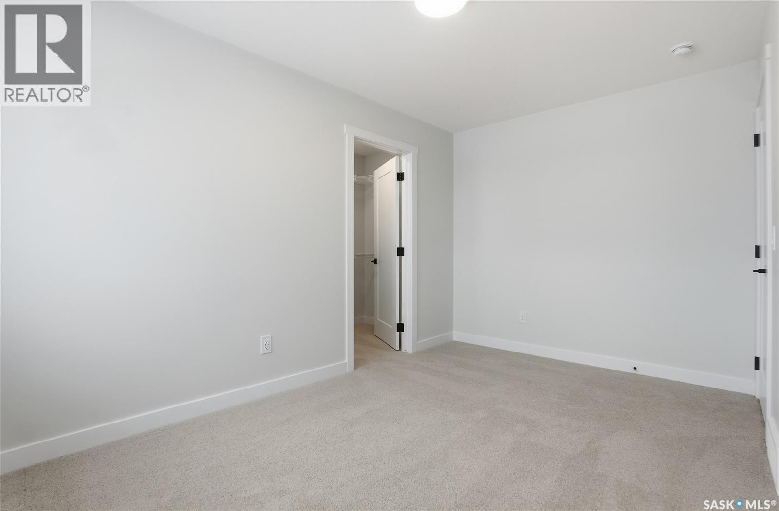 334 Katz Avenue, Saskatoon, SK - Indoor Photo Showing Other Room