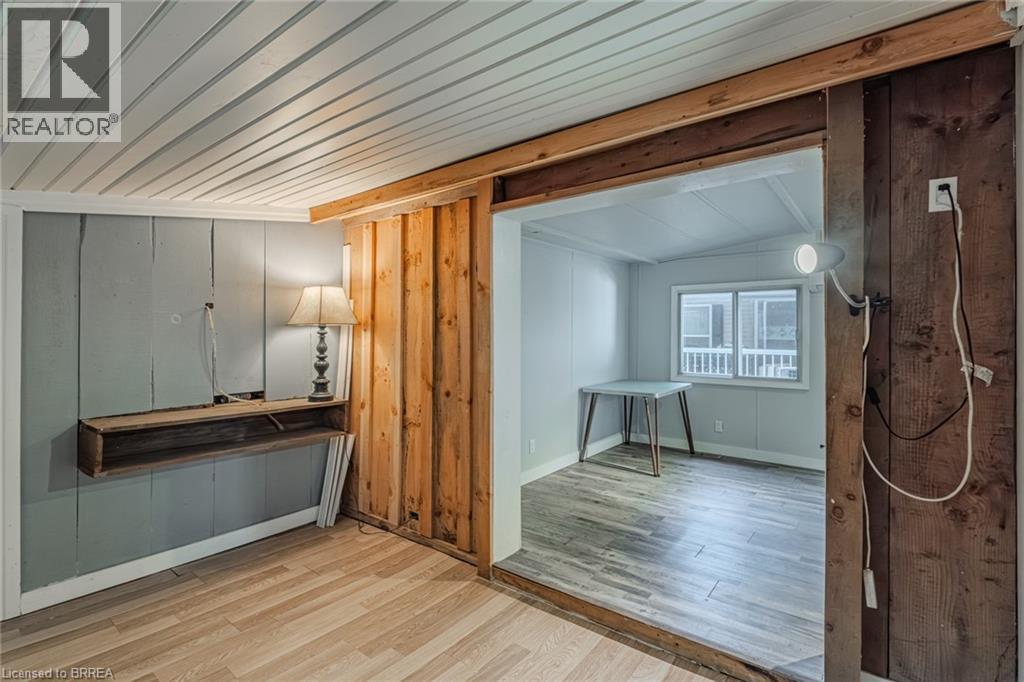 99 Fourth Concession Road Unit# 196, Burford, ON - Indoor Photo Showing Other Room