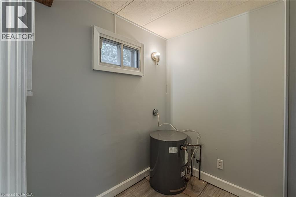 99 Fourth Concession Road Unit# 196, Burford, ON - Indoor