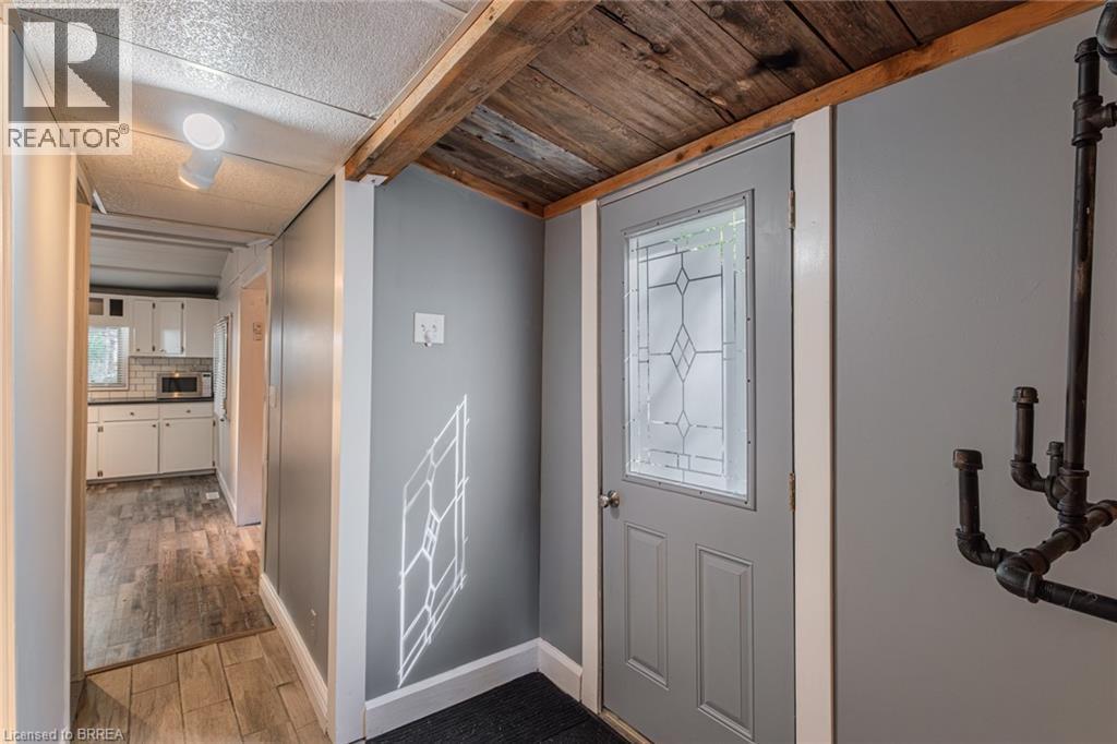 99 Fourth Concession Road Unit# 196, Burford, ON - Indoor Photo Showing Other Room