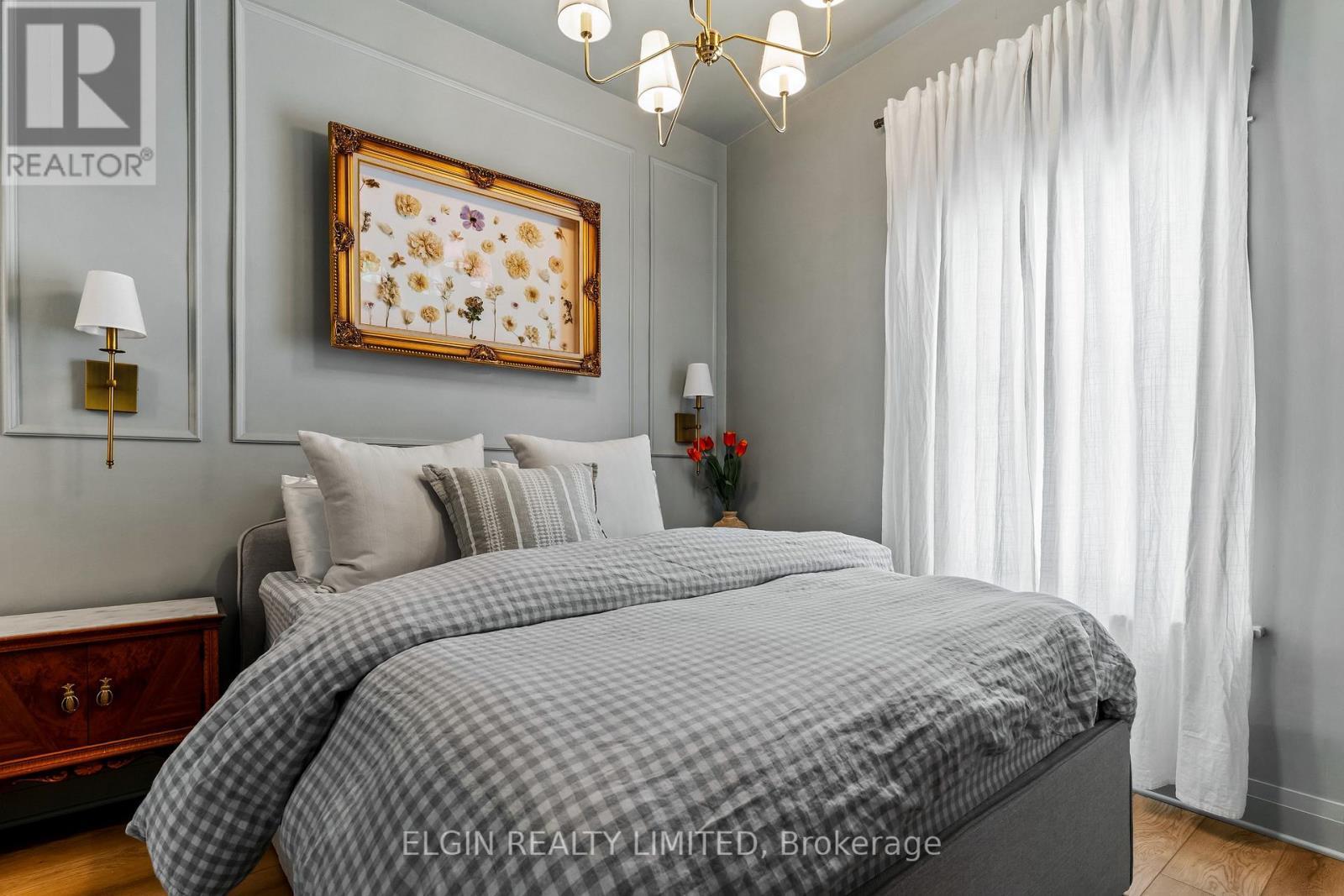 Master Bedroom - 84 Pleasant Avenue, St. Catharines (Downtown), ON - Indoor Photo Showing Bedroom