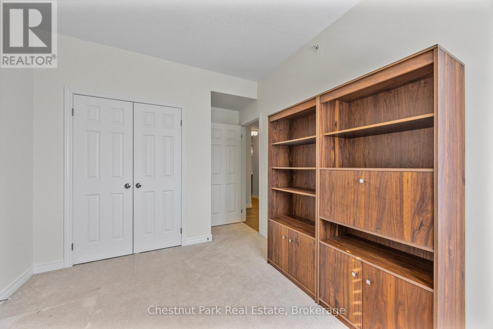 304 - 1 Chamberlain Crescent, Collingwood, ON - Indoor