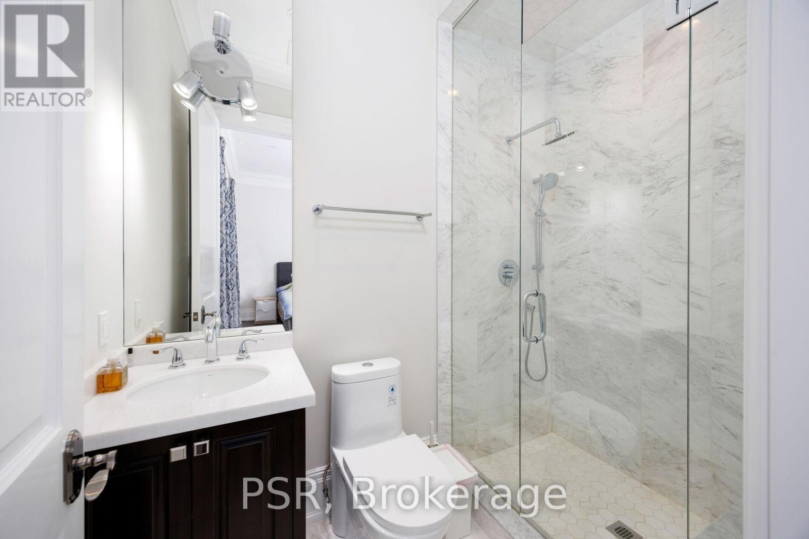22 Ida Street, Markham, ON - Indoor Photo Showing Bathroom