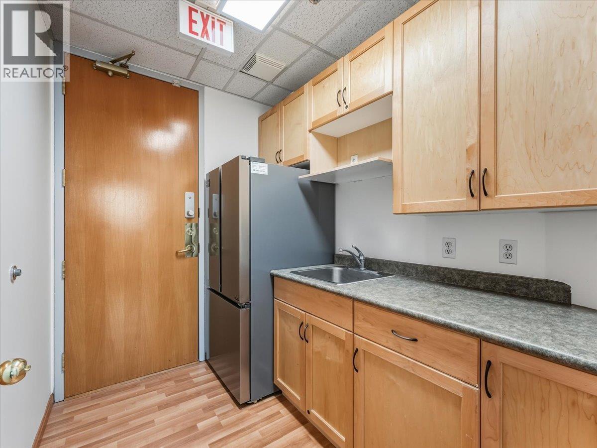 103/104 470 Kingsway, Vancouver, BC