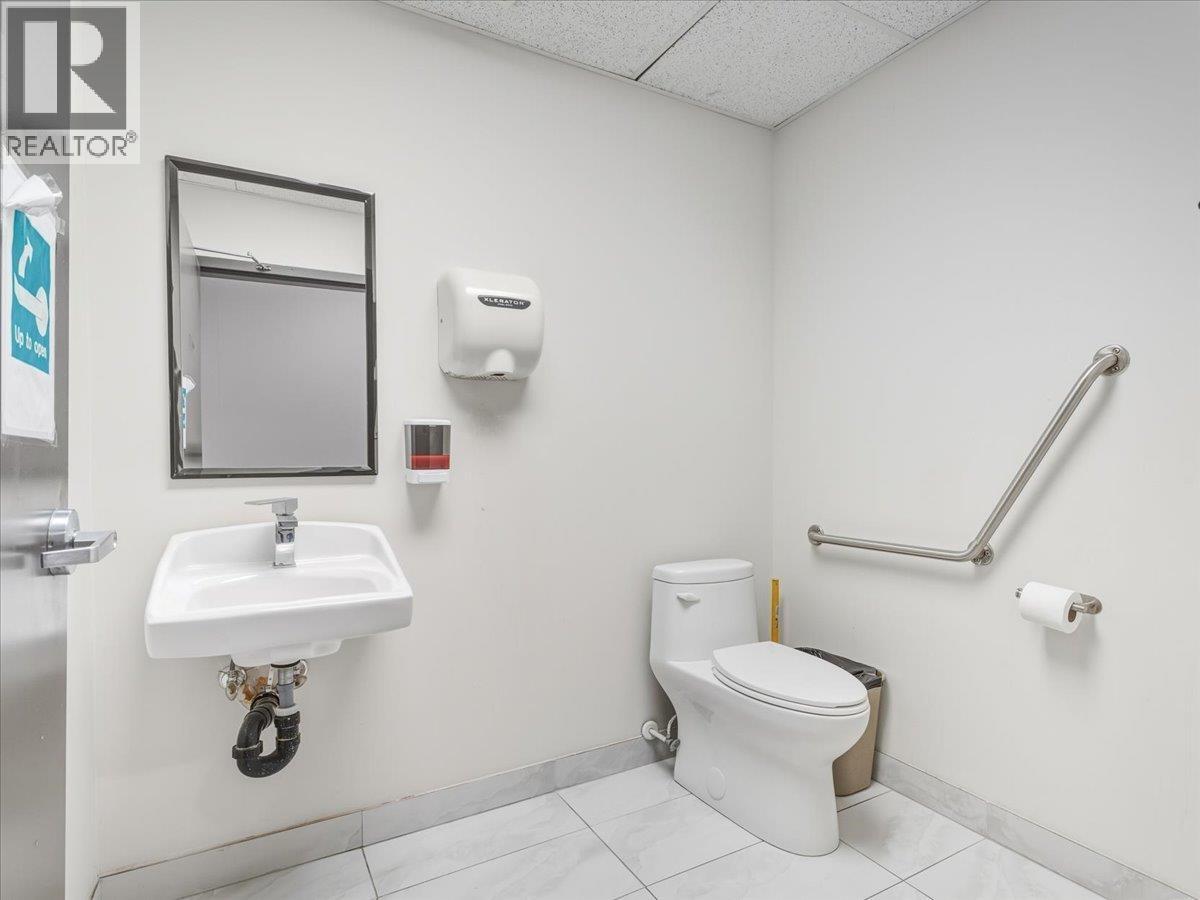 103/104 470 Kingsway, Vancouver, BC