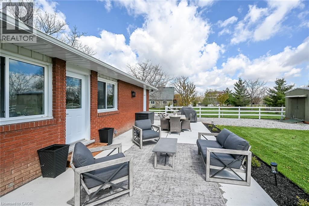 4024 River Road, Caledonia, ON - Outdoor With Deck Patio Veranda