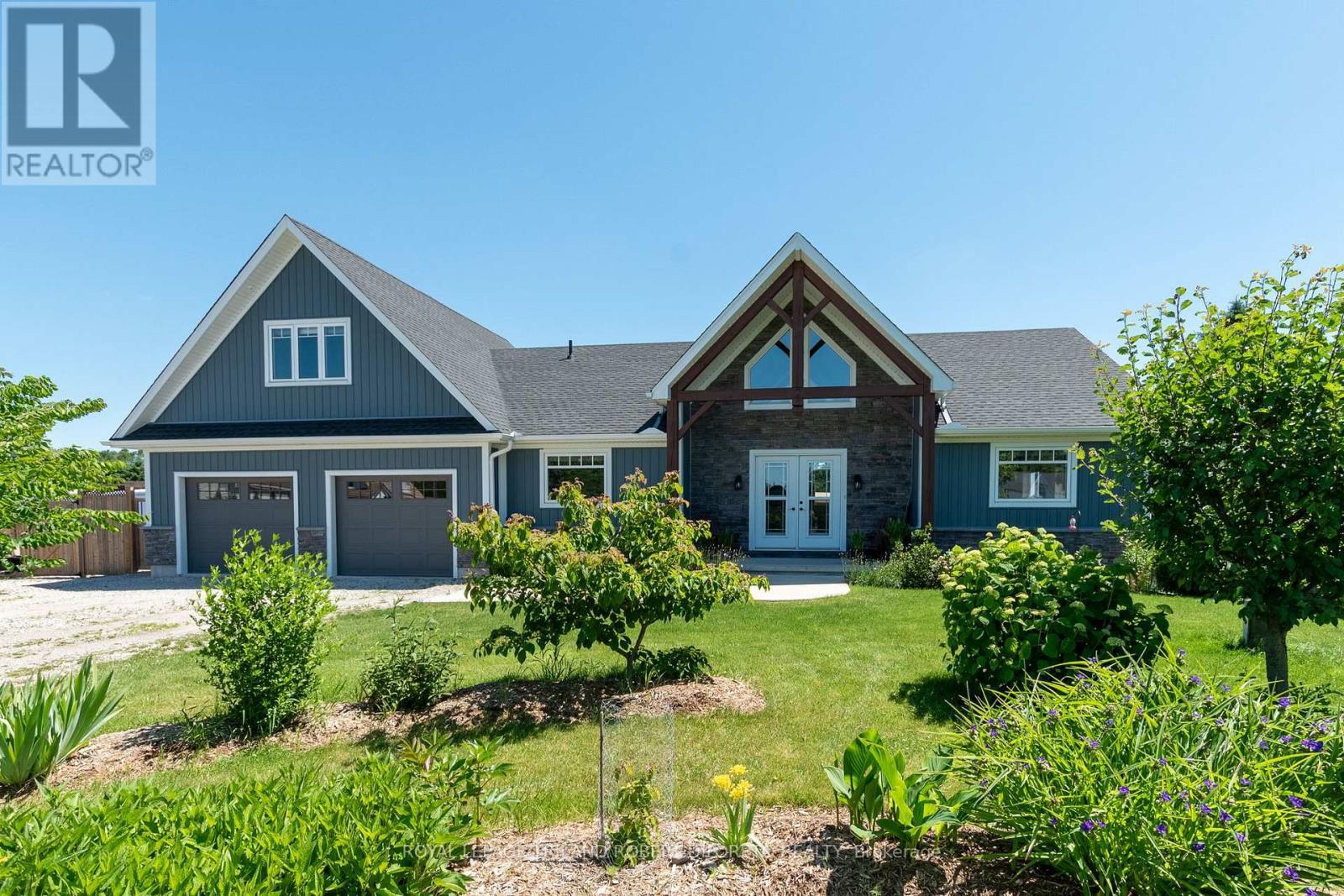 22910 Highbury Avenue N, Middlesex Centre (Bryanston), ON - Outdoor With Facade