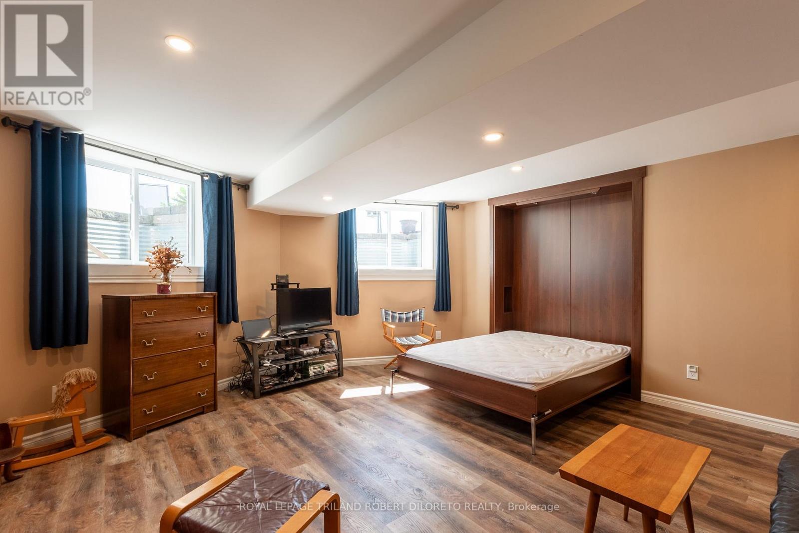 22910 Highbury Avenue N, Middlesex Centre (Bryanston), ON - Indoor