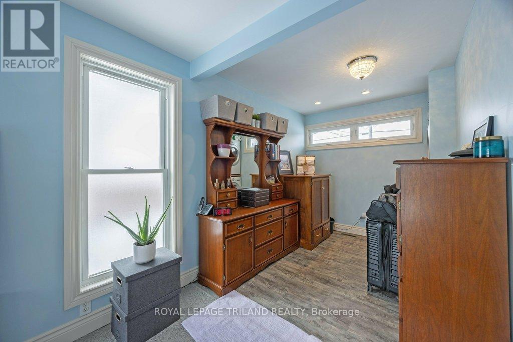 1212-1214-1218 Talbot Street, St. Thomas, ON