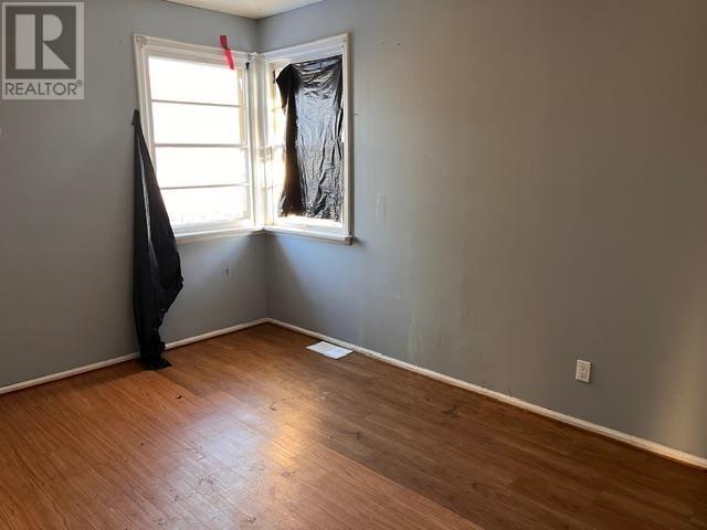 527 Court St N, Thunder Bay, ON - Indoor Photo Showing Other Room