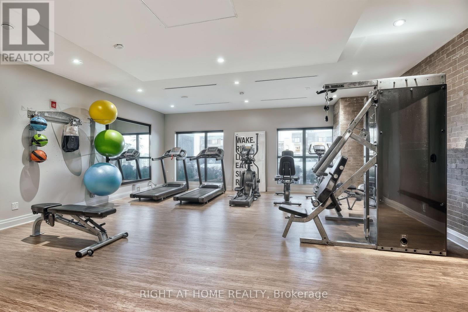 109 - 102 Grovewood Common, Oakville, ON - Indoor Photo Showing Gym Room