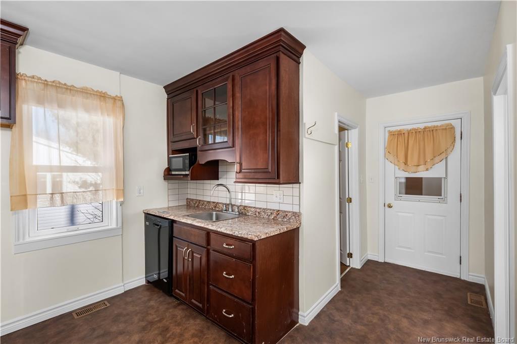 195 Second Ave, Moncton, NB