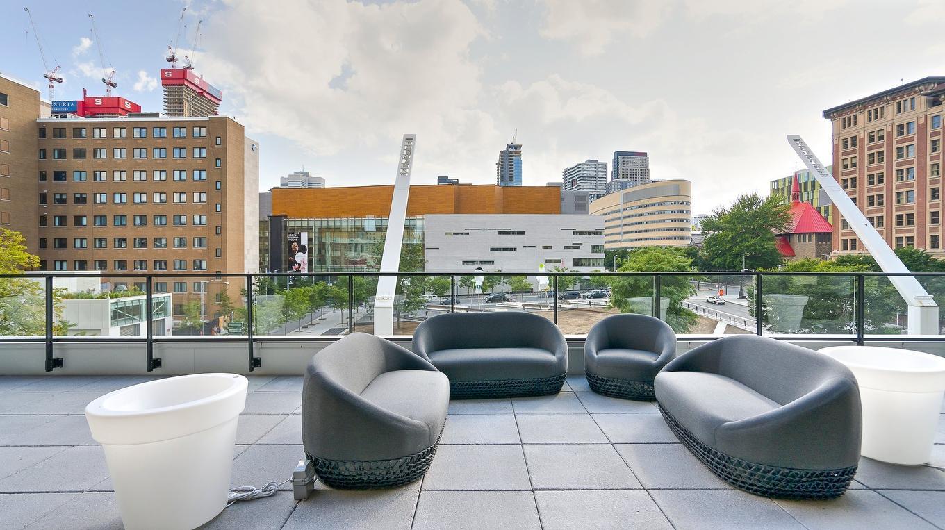 Terrasse - 1003-1 Boul. De Maisonneuve O., Montréal (Ville-Marie), QC - Outdoor