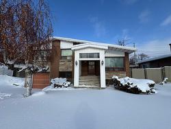 4935 Boul. Samson Laval (Chomedey), QC H7W 2H9