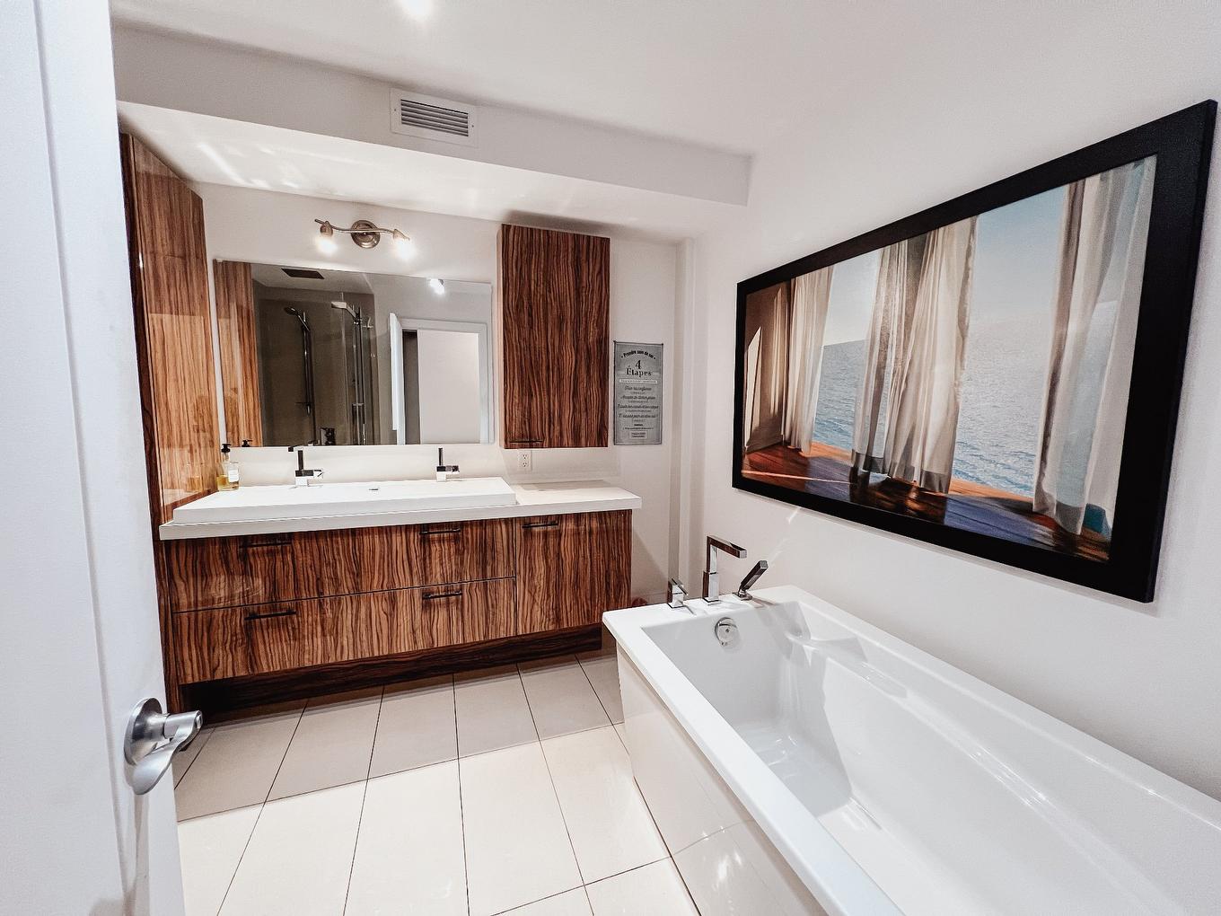 Salle de bains - 401-450 Av. De La Belle-Dame, La Prairie, QC - Indoor Photo Showing Bathroom