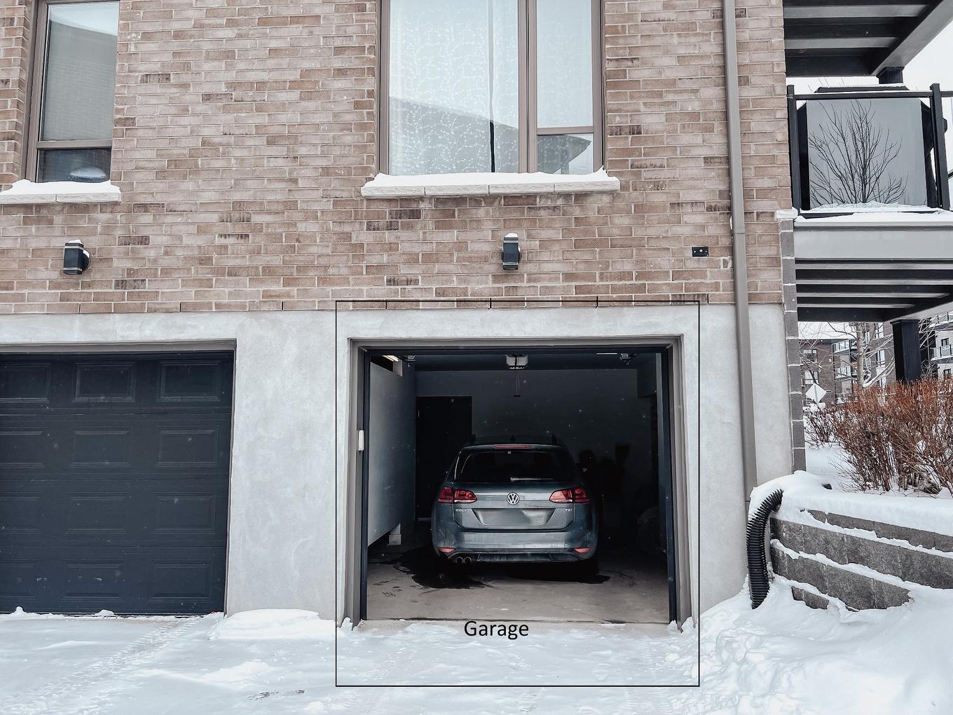 Garage - 401-450 Av. De La Belle-Dame, La Prairie, QC - With Exterior