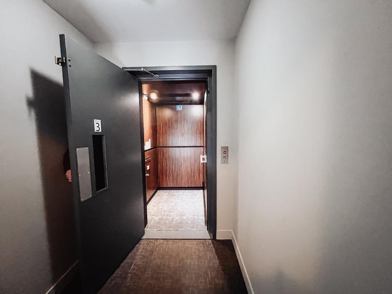 Ascenseur - 401-450 Av. De La Belle-Dame, La Prairie, QC - Indoor Photo Showing Other Room