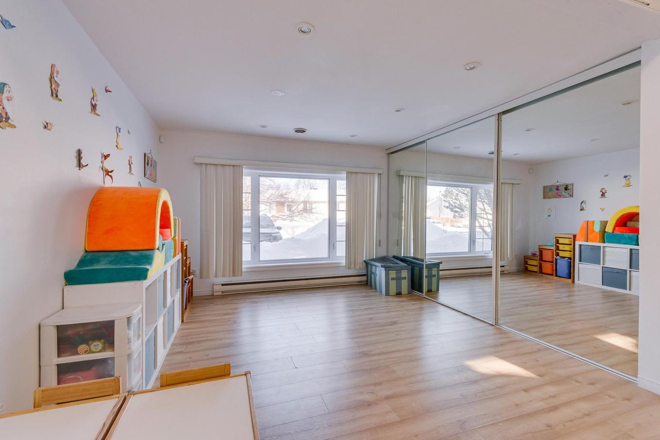 Salle de jeux - 82 Rue Vincent-Legris, Gatineau (Gatineau), QC - Indoor Photo Showing Other Room