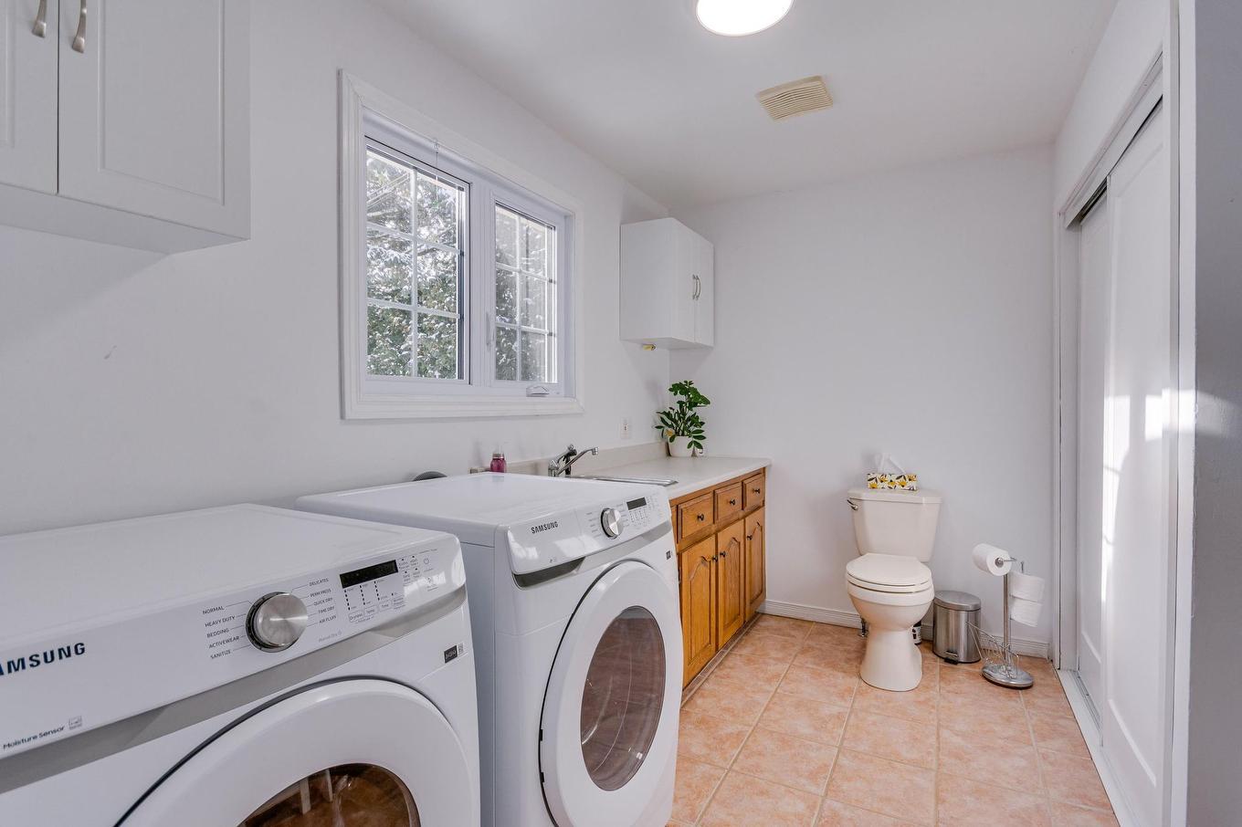 Salle de bains - 82 Rue Vincent-Legris, Gatineau (Gatineau), QC - Indoor Photo Showing Laundry Room