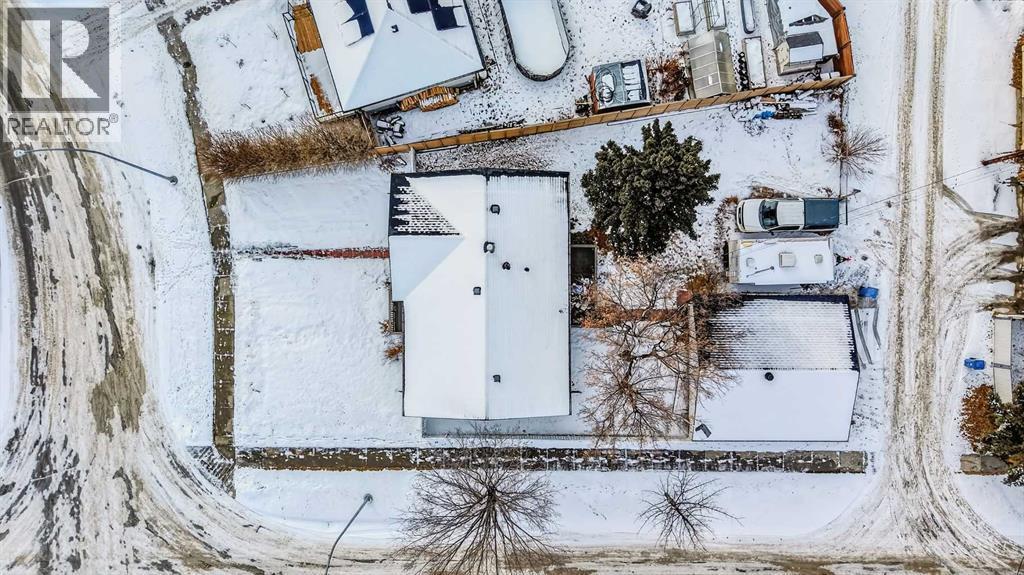 8527 Bowglen Road Nw, Calgary, AB - Outdoor