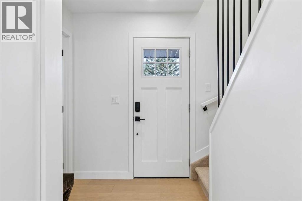 4547 Passchendaele Road Sw, Calgary, AB - Indoor Photo Showing Other Room