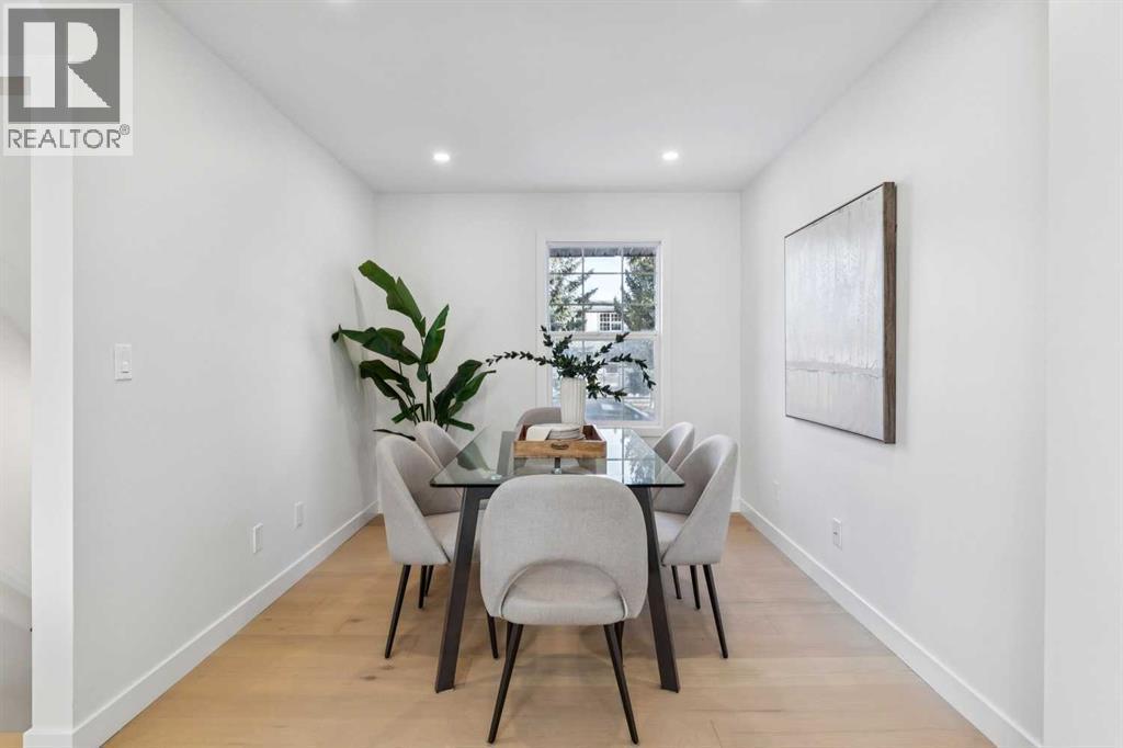4547 Passchendaele Road Sw, Calgary, AB - Indoor Photo Showing Dining Room
