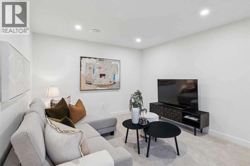 4547 Passchendaele Road Sw, Calgary, AB - Indoor