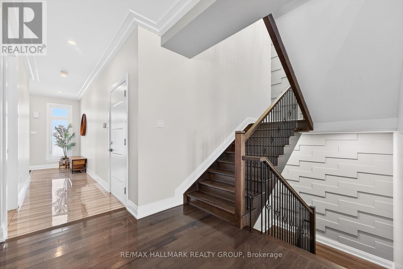 579 Foxview Place, Ottawa, ON - Indoor Photo Showing Other Room