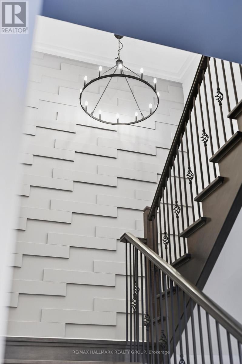 579 Foxview Place, Ottawa, ON - Indoor Photo Showing Other Room