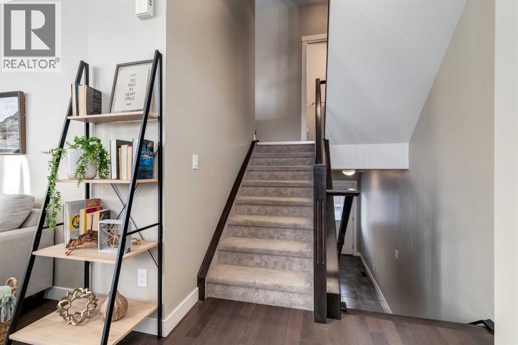 705 Evanston Square Nw, Calgary, AB - Indoor Photo Showing Other Room