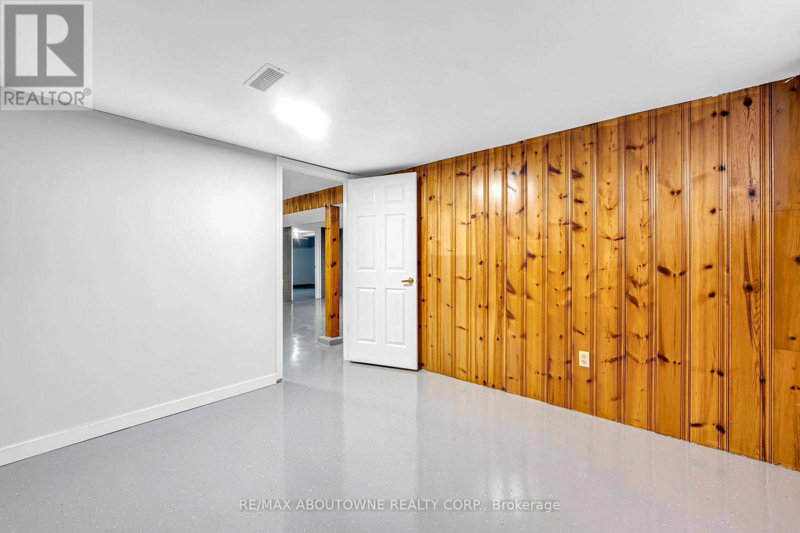 150 Thistle Down Boulevard, Toronto, ON - Indoor Photo Showing Other Room