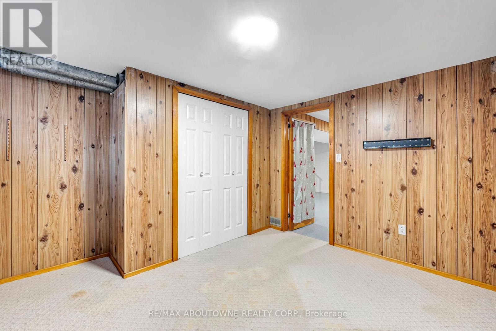 150 Thistle Down Boulevard, Toronto, ON - Indoor Photo Showing Other Room