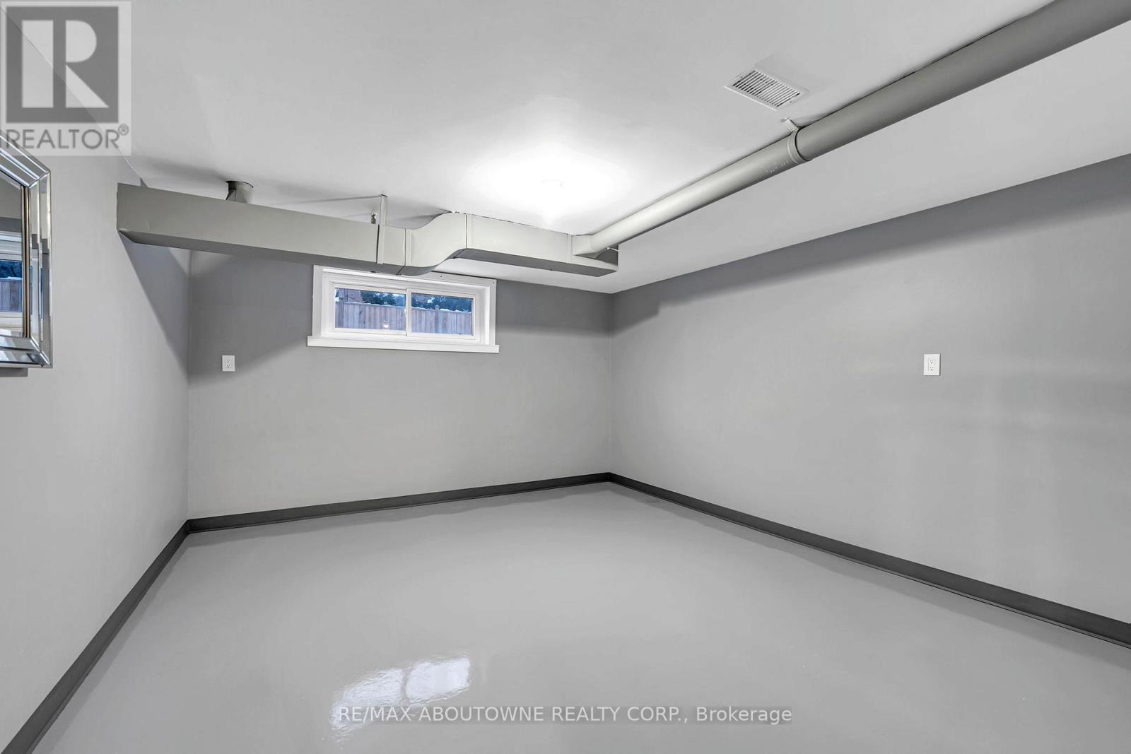 150 Thistle Down Boulevard, Toronto, ON - Indoor