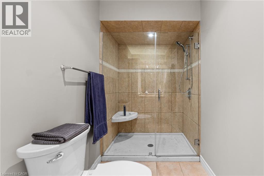 7 Templer Drive, Ancaster, ON - Indoor Photo Showing Bathroom