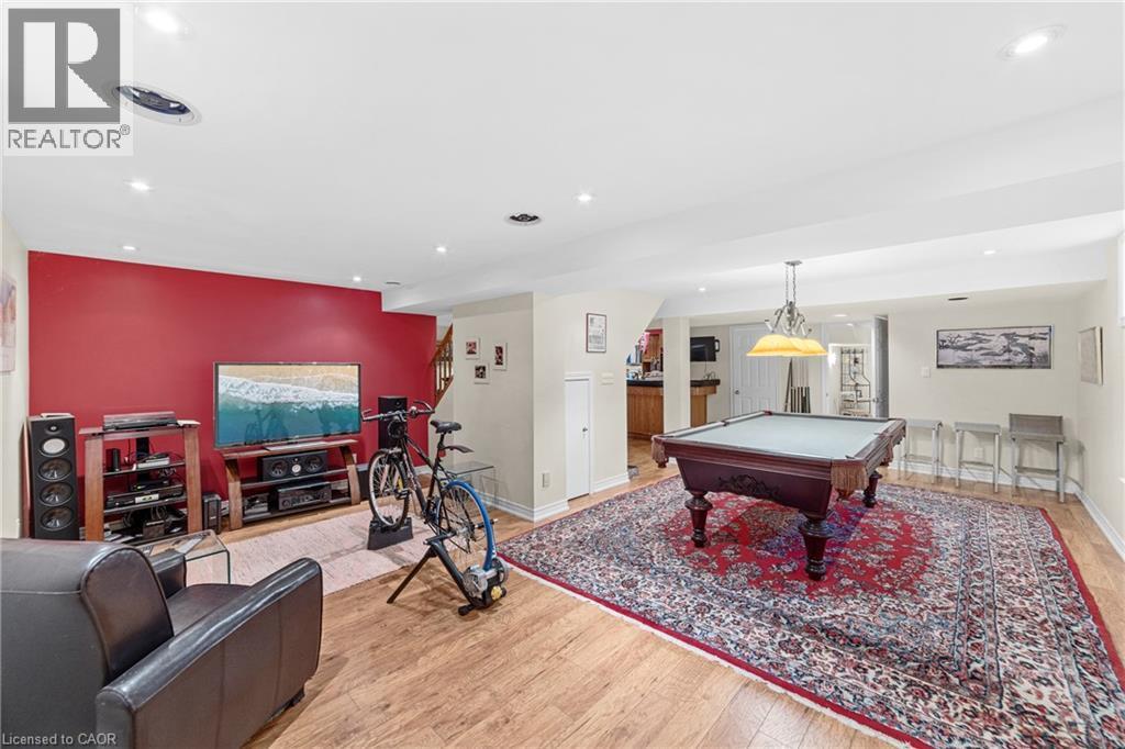 7 Templer Drive, Ancaster, ON - Indoor Photo Showing Other Room