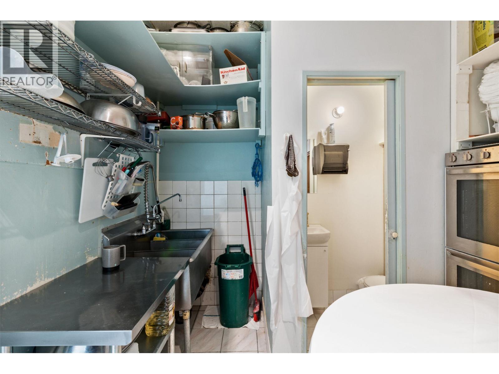 5728 Tyne Street, Vancouver, BC