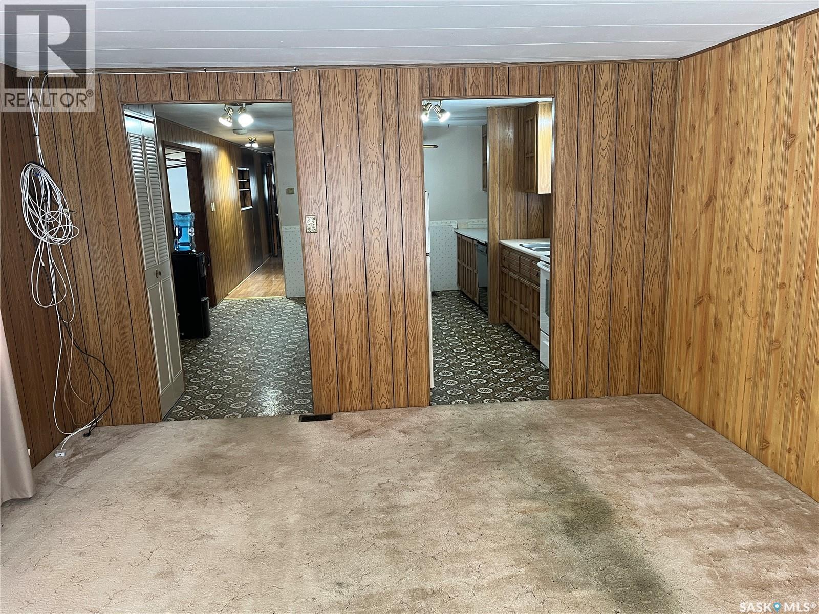 210 Main Street, Francis, SK