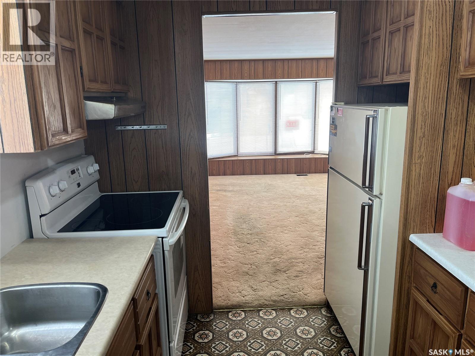 210 Main Street, Francis, SK