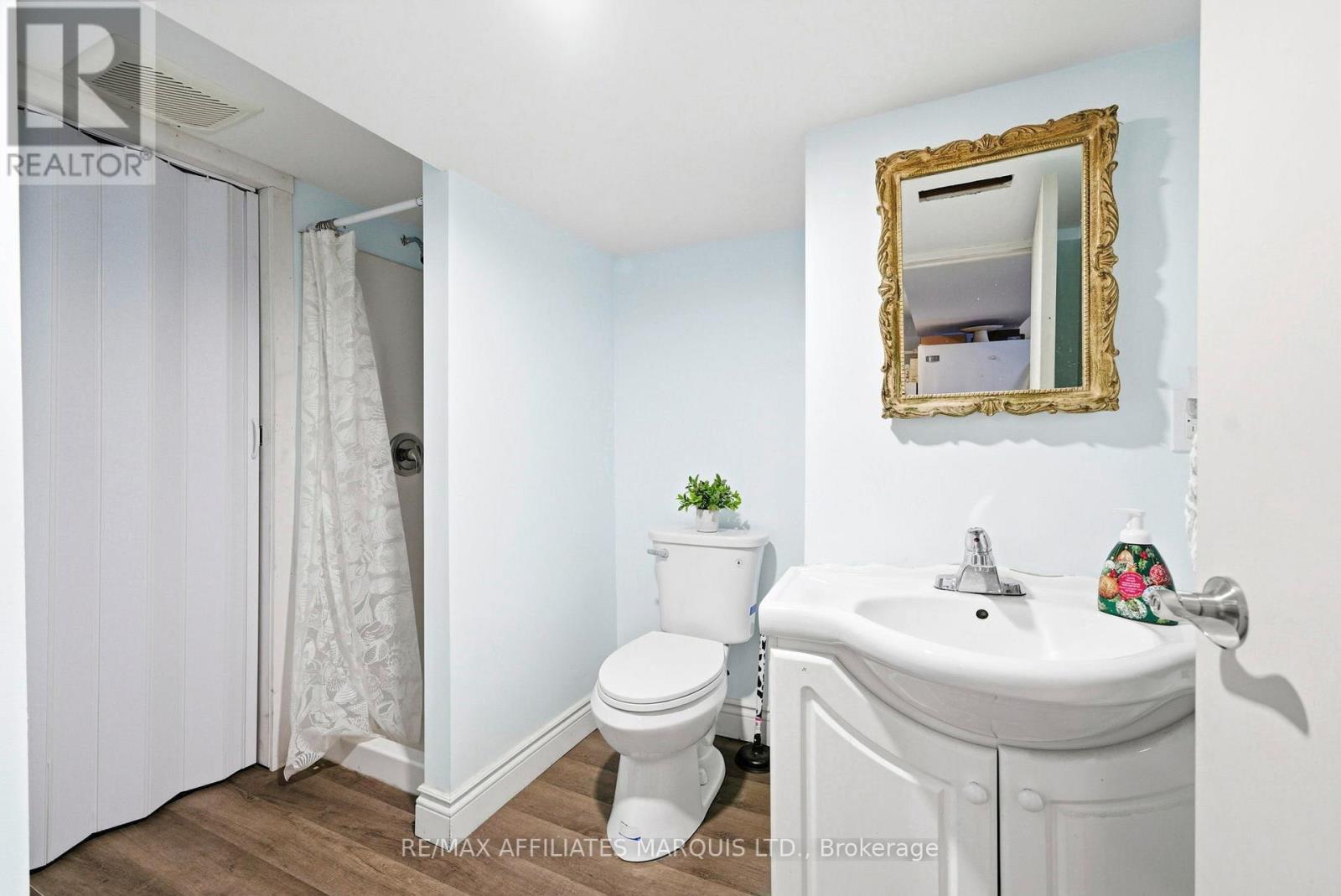 605 Twelfth Street E, Cornwall, ON - Indoor Photo Showing Bathroom