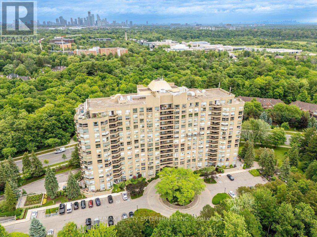 Surrounded by 3 walking trails - 211 - 1800 The Collegeway, Mississauga, ON - Outdoor With View