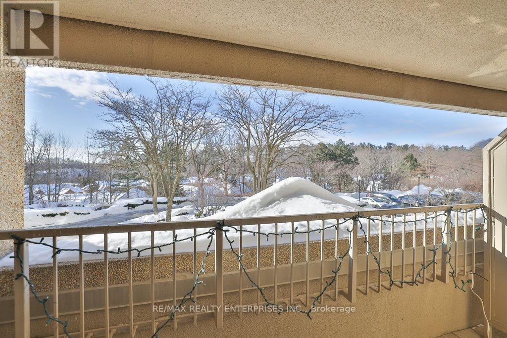 West facing views from private balcony - 211 - 1800 The Collegeway, Mississauga, ON - Outdoor