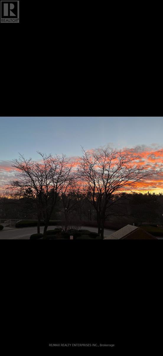 Western sunsets - 211 - 1800 The Collegeway, Mississauga, ON - Outdoor With View