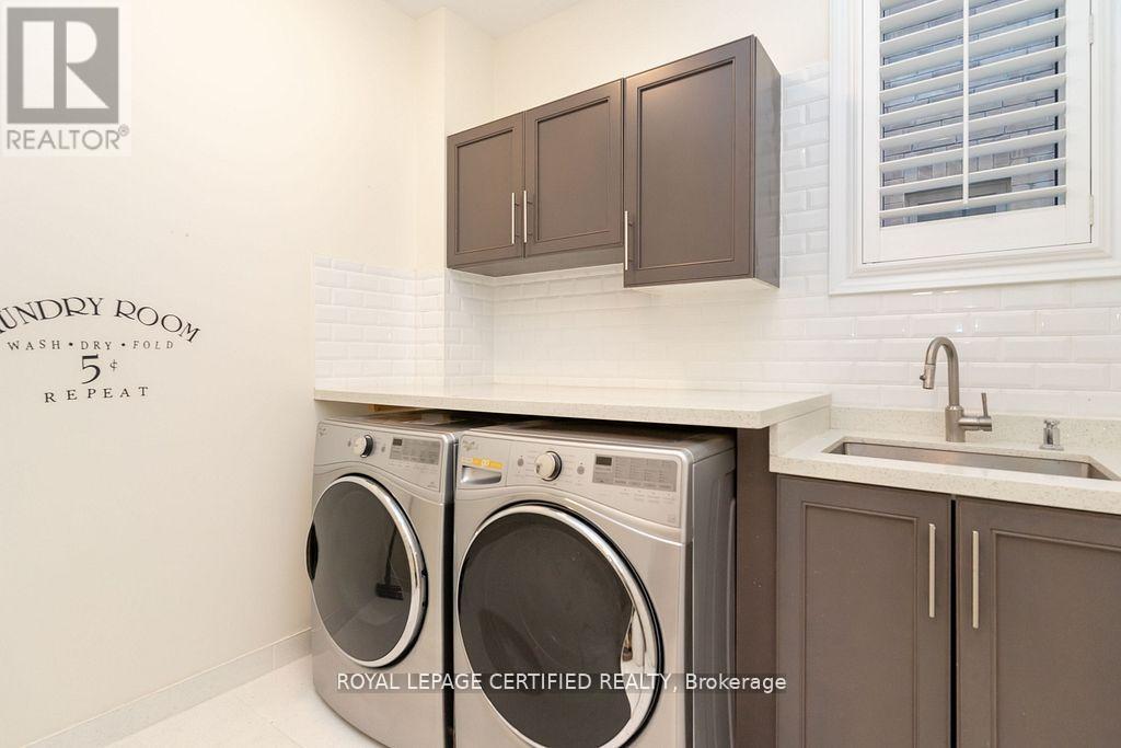 792 Glenbrook Avenue, Burlington, ON - Indoor Photo Showing Laundry Room