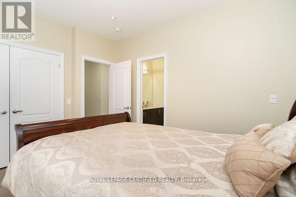 792 Glenbrook Avenue, Burlington, ON - Indoor Photo Showing Bedroom