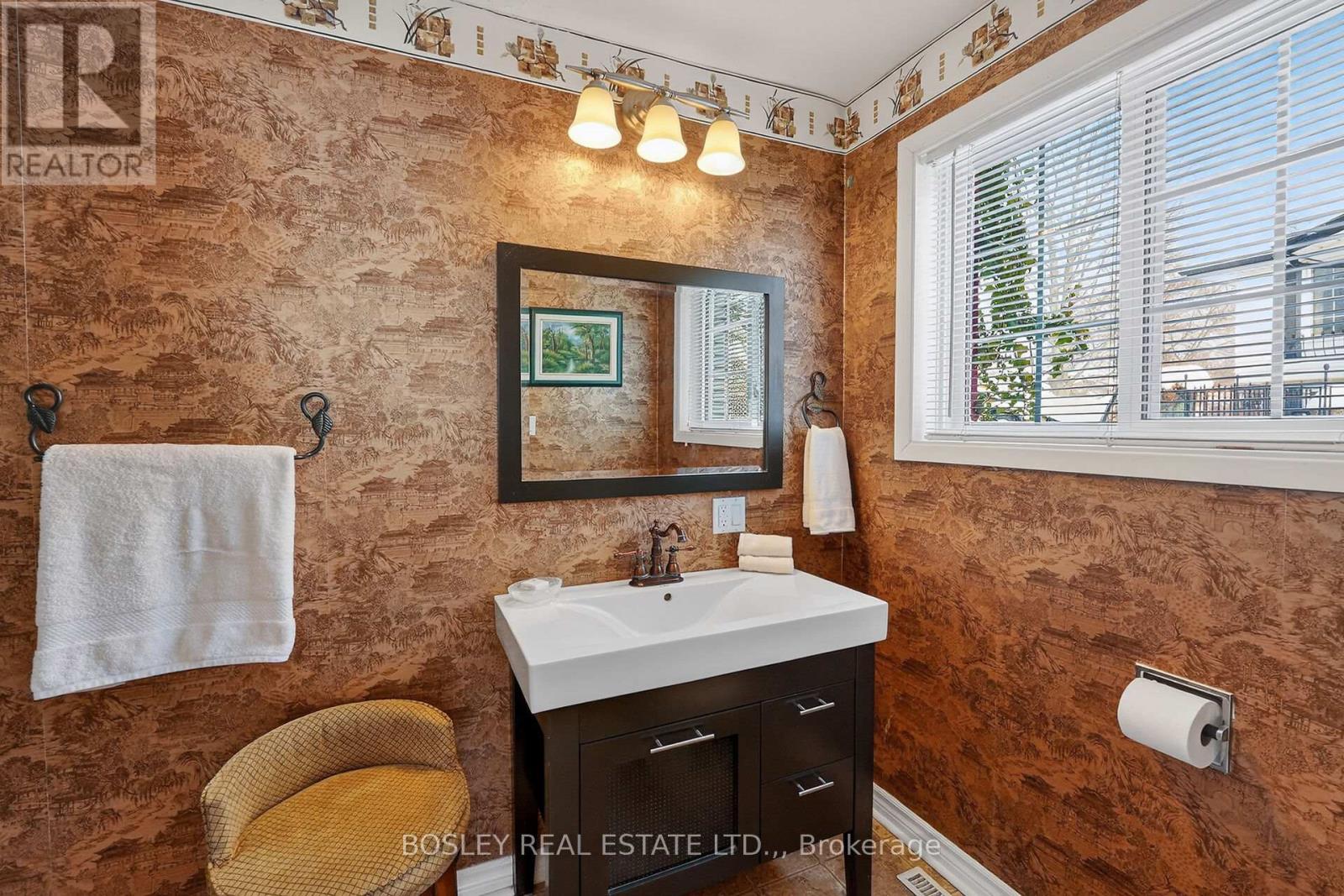 544 Victoria Street, Niagara-On-The-Lake (Town), ON - Indoor Photo Showing Bathroom