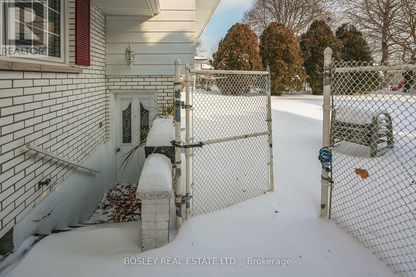 544 Victoria Street, Niagara-On-The-Lake (Town), ON - Outdoor With Exterior