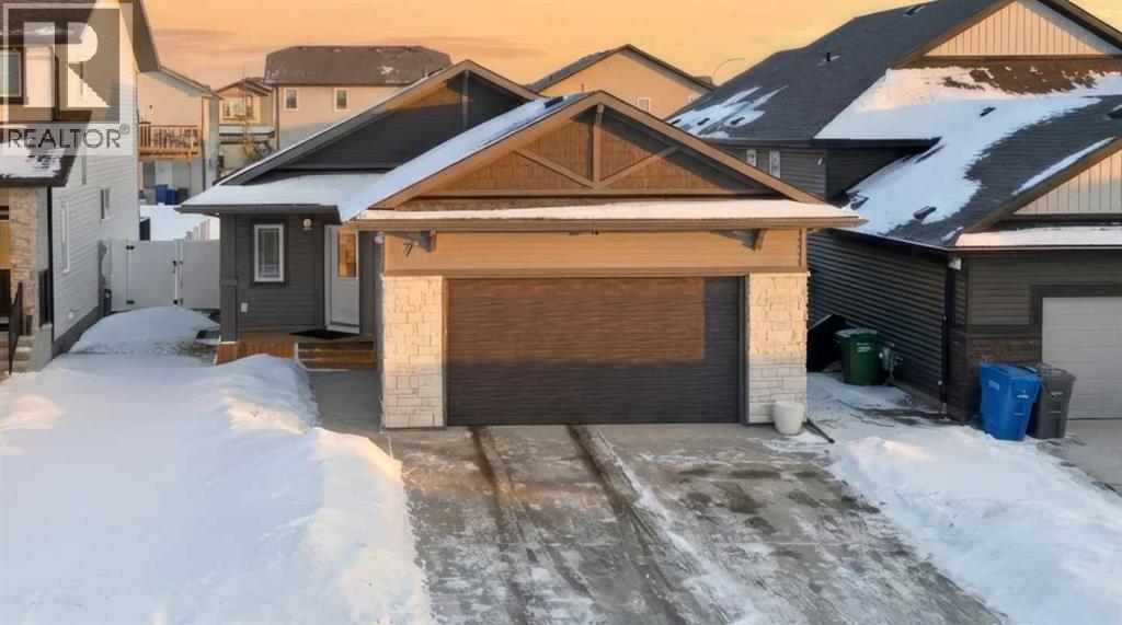 7 Thorne Place, Red Deer, AB - Outdoor