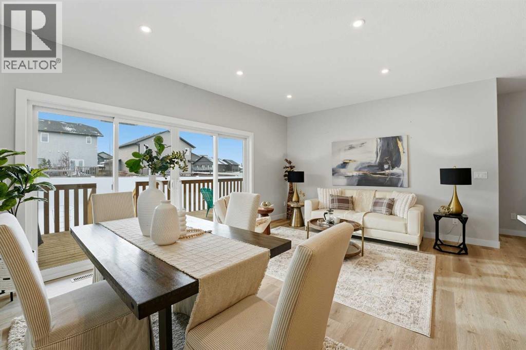 7 Thorne Place, Red Deer, AB - Indoor