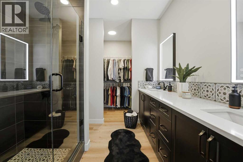 7 Thorne Place, Red Deer, AB - Indoor Photo Showing Bathroom