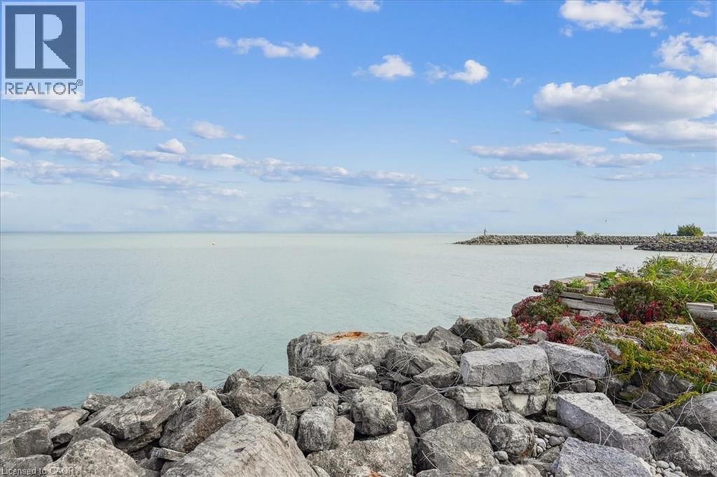 55 Edgewater Drive, Stoney Creek, ON - Outdoor With Body Of Water With View